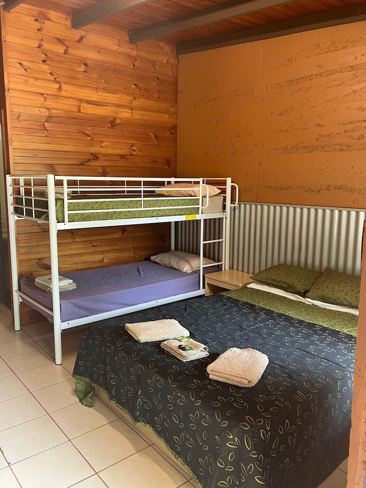 Basic Quadruple Room photo 1