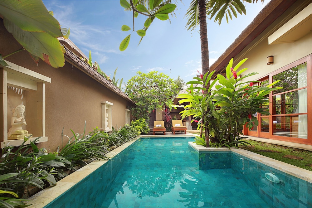 One Bedroom Deluxe Pool Villa (with Free Benefits)