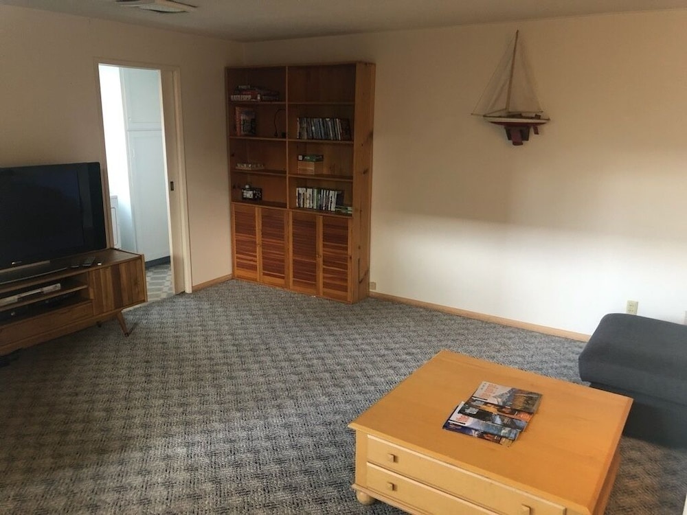 House, 3 Bedrooms photo 2