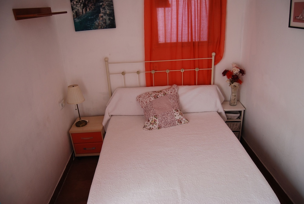 Habitacion Naranja