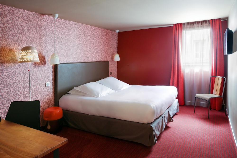 Comfort Room, 1 King Bed, Non Smoking (Twin bed on request) - Photo 1