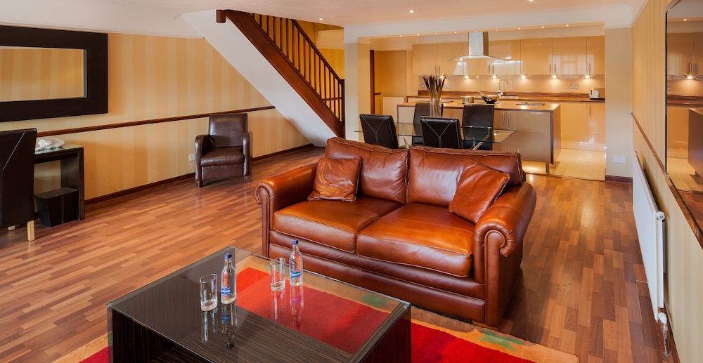 Apartment - Photo 6