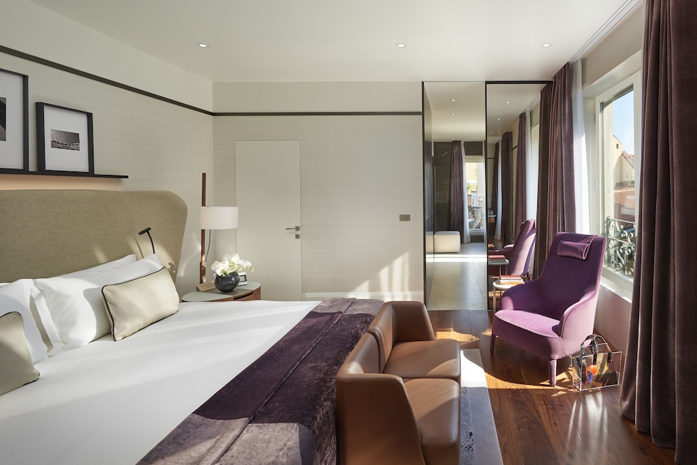 Junior Suite, 1 King Bed, Terrace