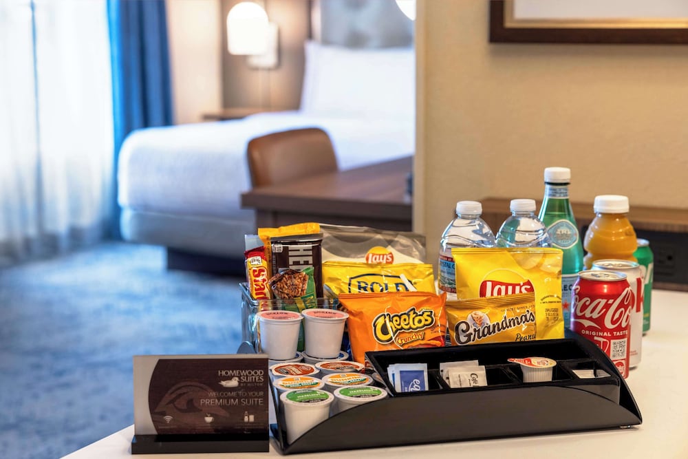 Premium Suite, 2 Queen Beds, Accessible (Hearing) - Photo 4