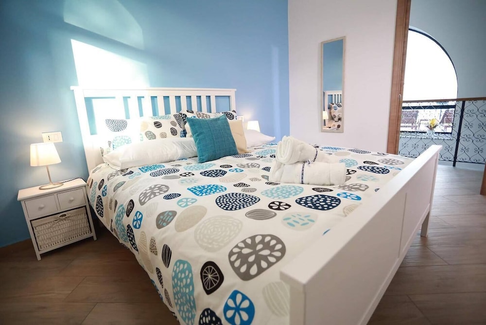 Deluxe Double Room, Garden View (Circe)