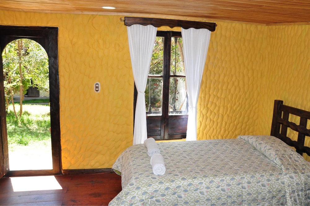 Room, Multiple Beds