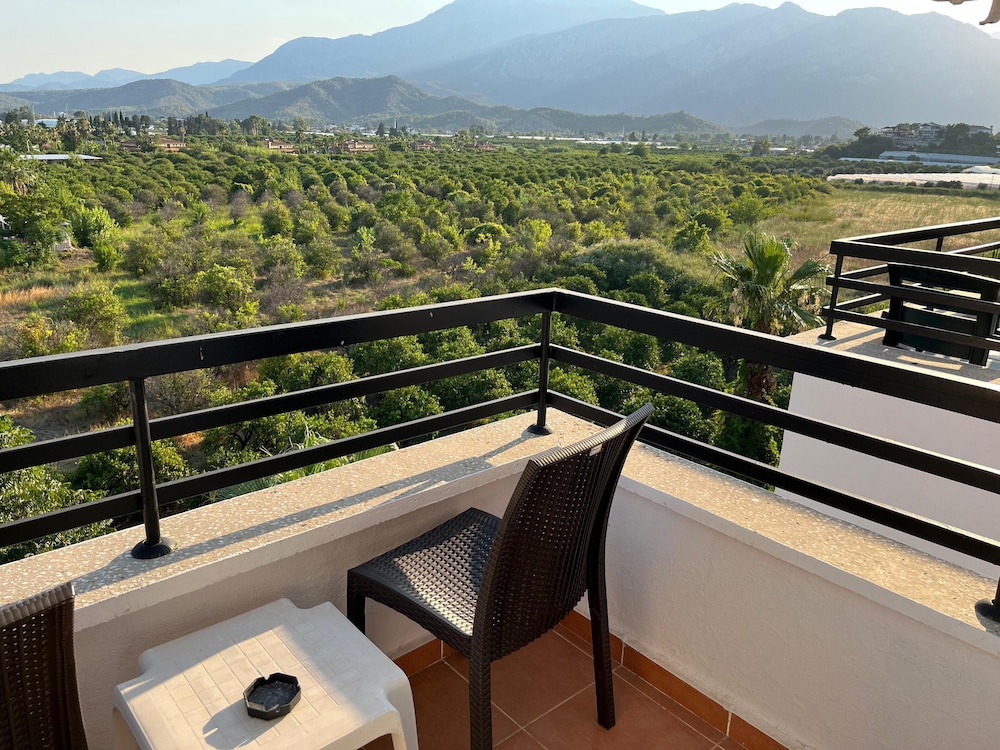 Standard Double or Twin Room, Balcony, Pool View