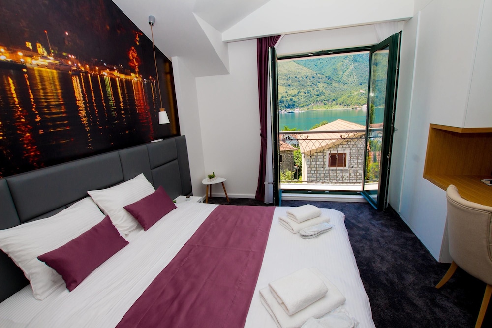Double Room, Balcony, Sea View