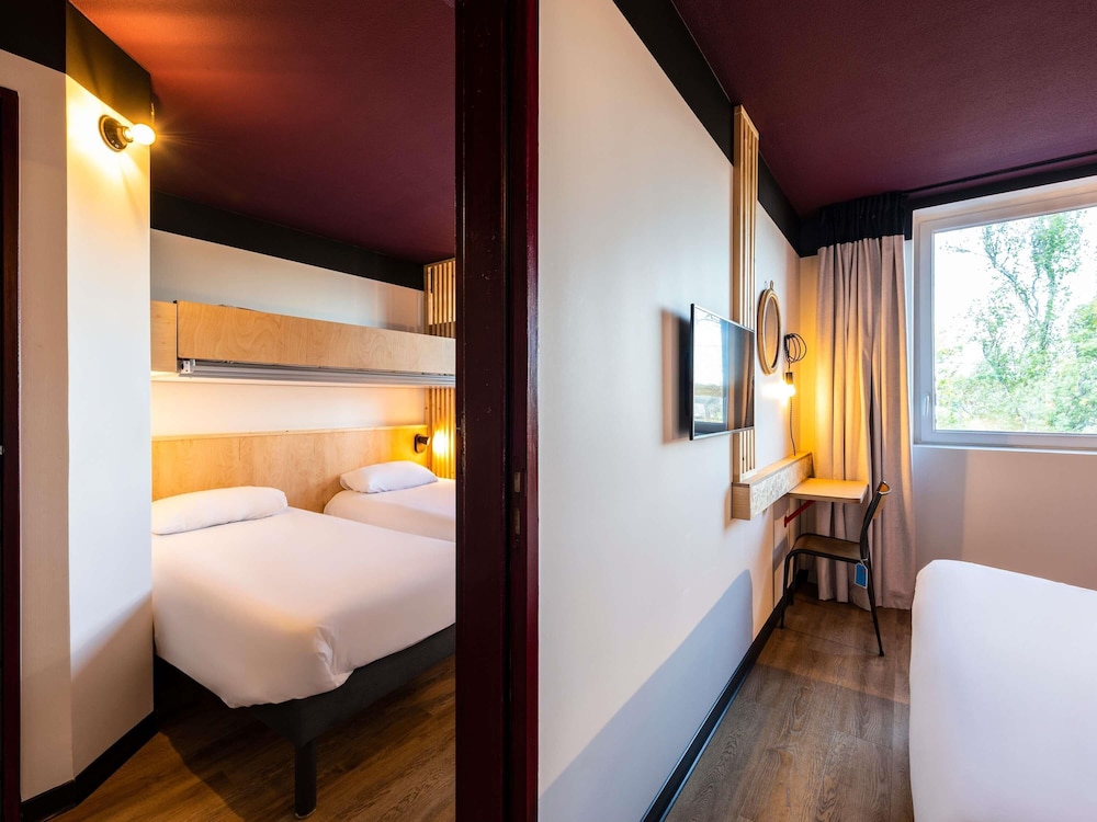 Room, Multiple Beds photo 2