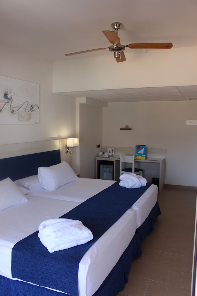 Superior Double Room, Balcony photo 3