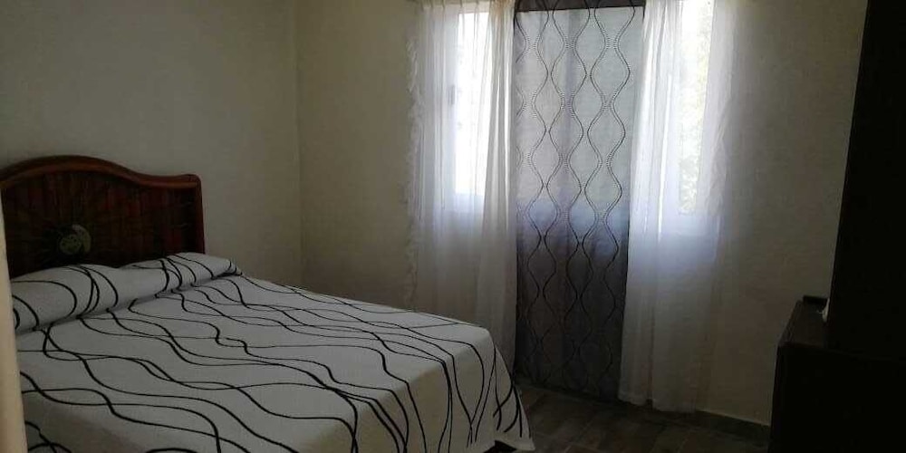 Double Room, 1 King Bed