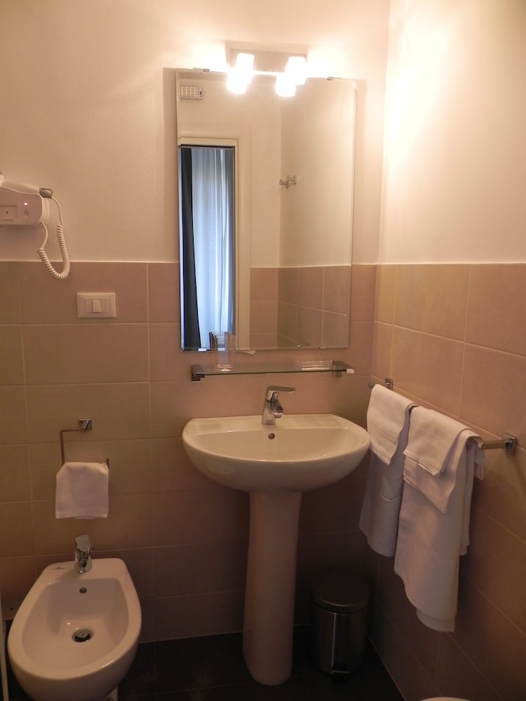 Grand Double Room, Balcony photo 2