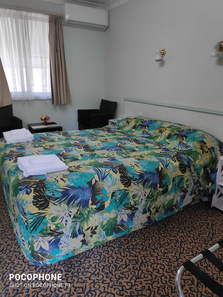 Standard Queen Room photo 1