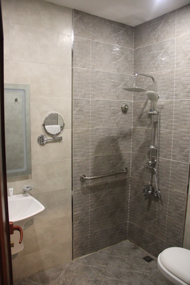 Double or Twin Room - Photo 20