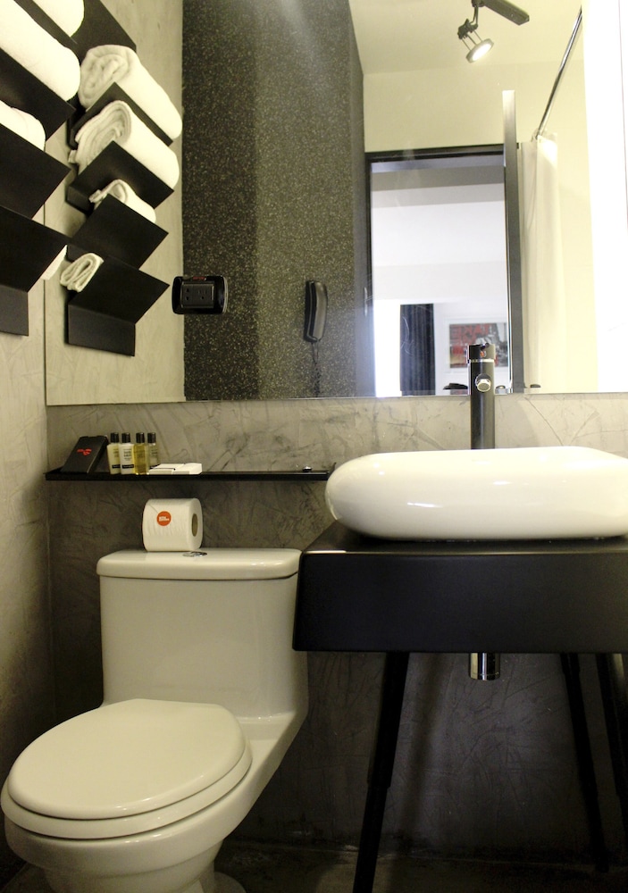 Twin Room (City) - Photo 2