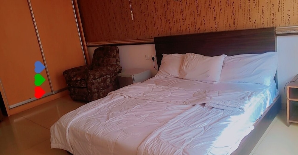 Executive Room - Photo 4