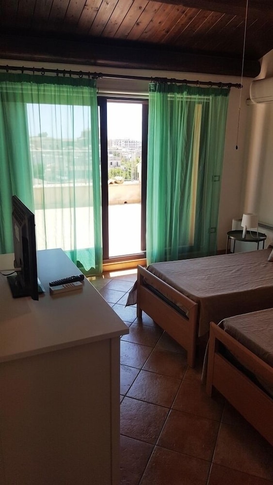 Exclusive Room, Non Smoking, Tower photo 3