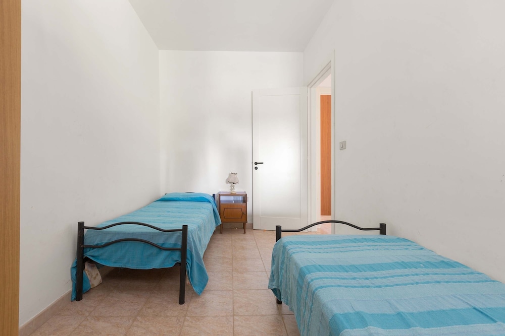 Villa photo 1