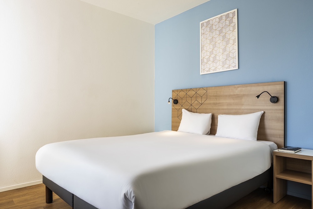 Apartment, 2 Twin Beds - Photo 1