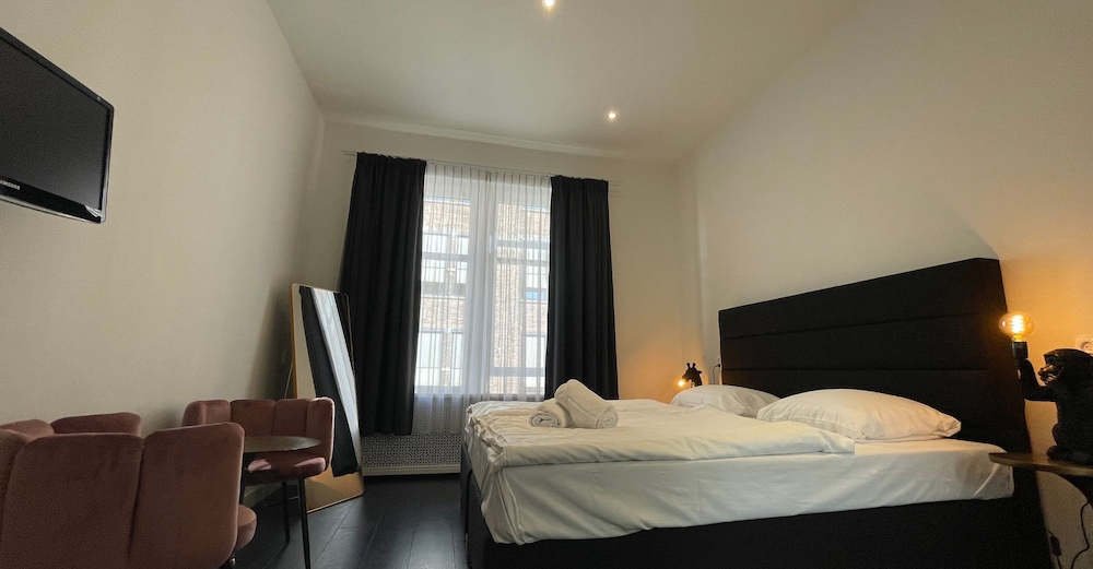 Superior Double Or Twin Room, Private Bathroom, City View