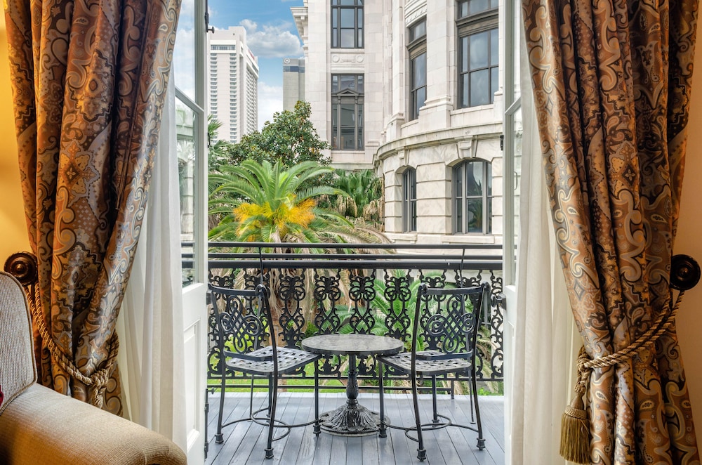 Premier Room, Non Smoking, Balcony - Photo 11
