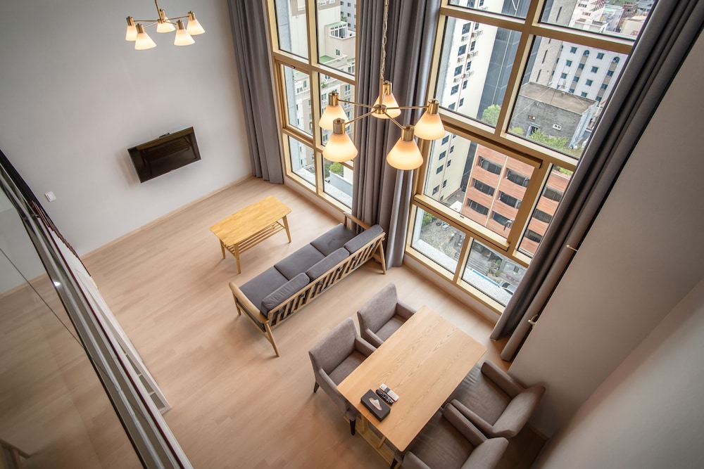 Suite King - Photo 3