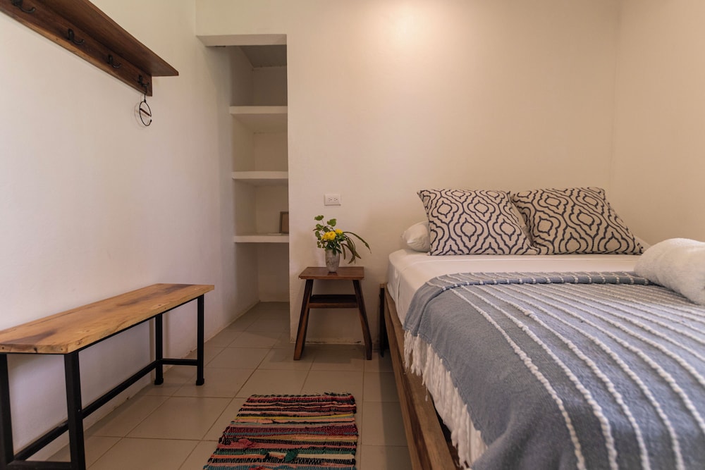 Basic Double Room photo 1