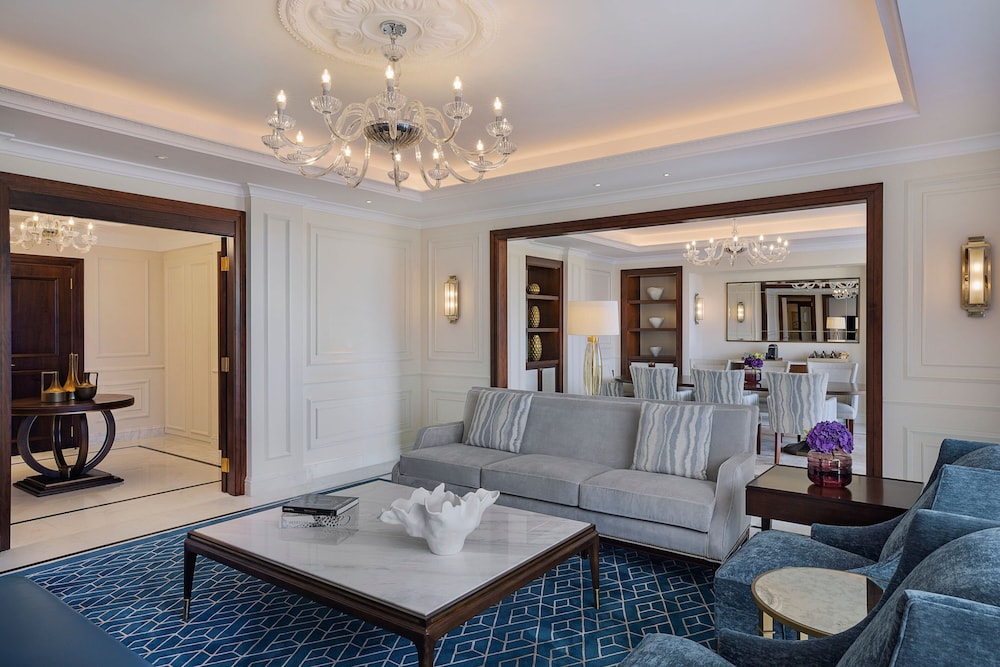 Suite, 1 King Bed