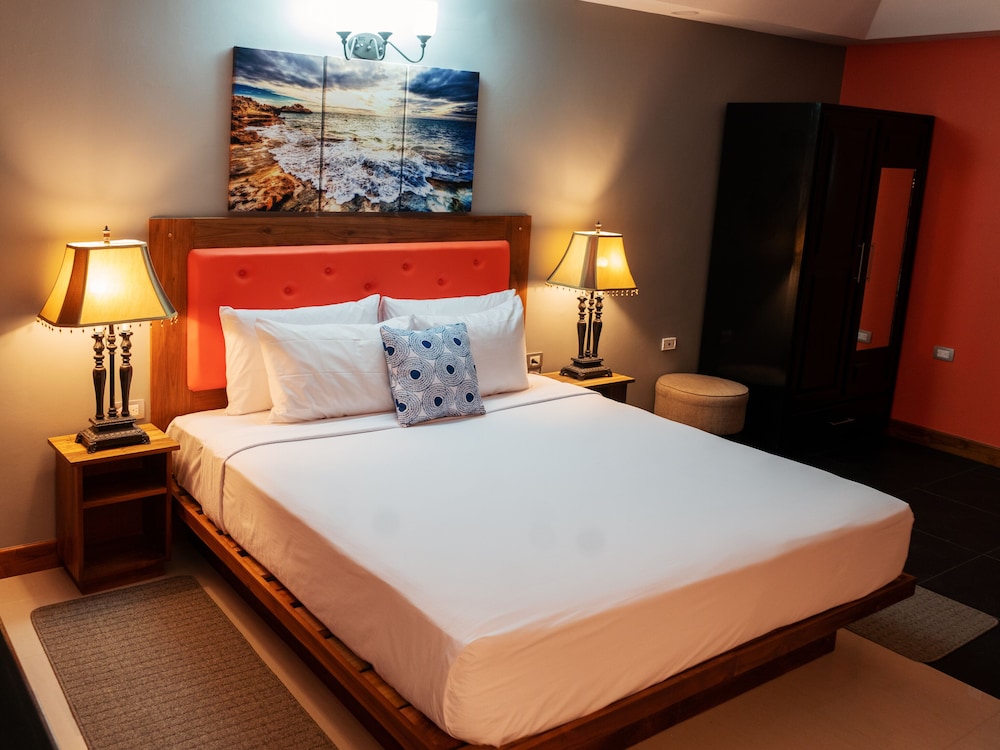 Standard Room, 1 Queen Bed