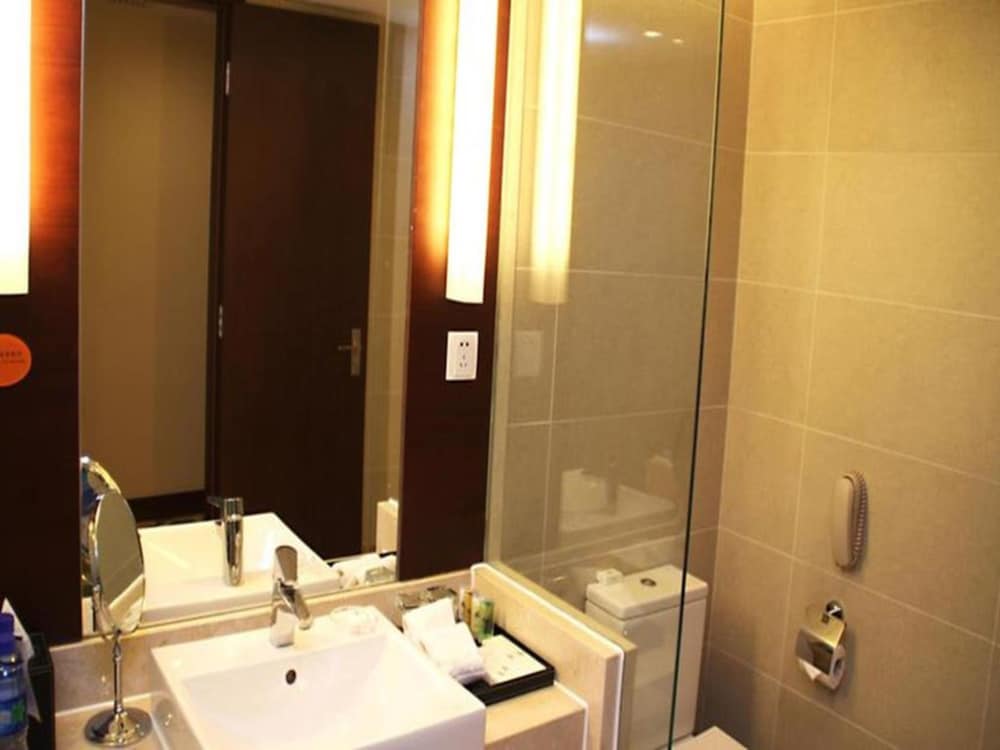 Superior Room, 2 Double Beds, Non Smoking - Photo 2
