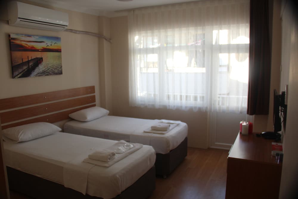 Standard Twin Room, 2 Twin Beds photo 1