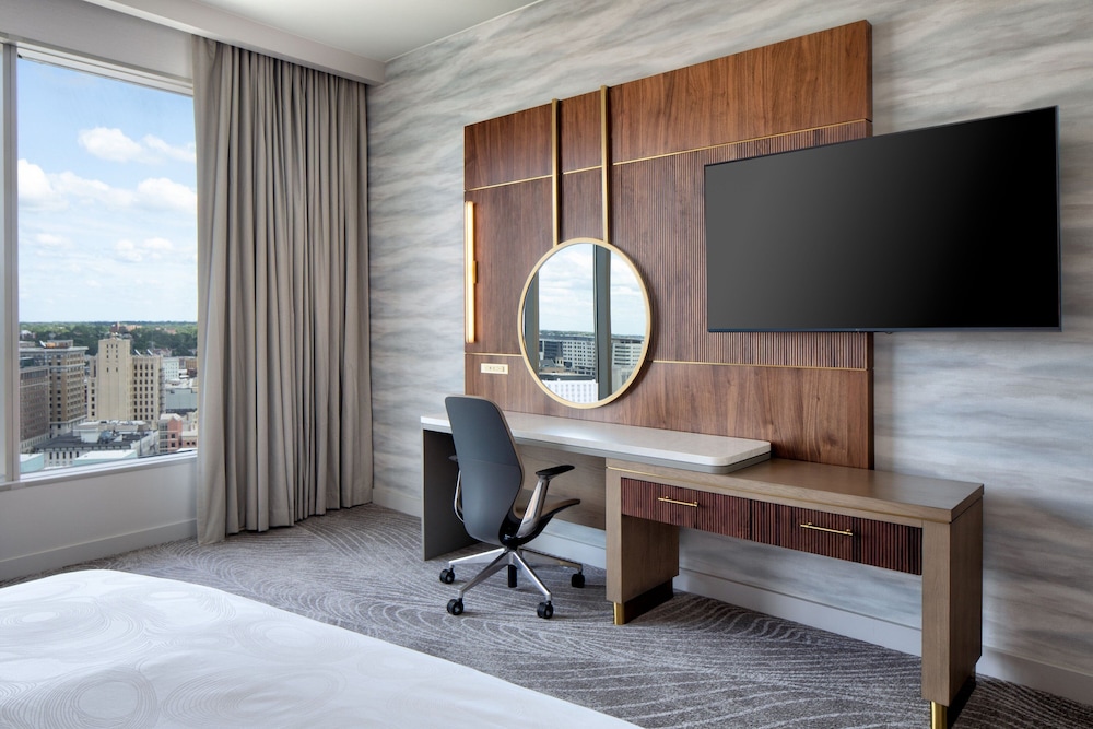 Executive Room, 1 King Bed - Photo 6