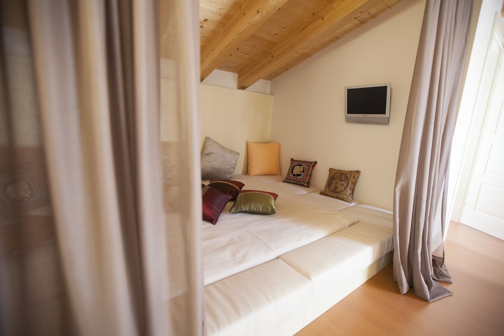 Suite, Balcony, Lake View (Duplex Imperial 2 people) photo 3