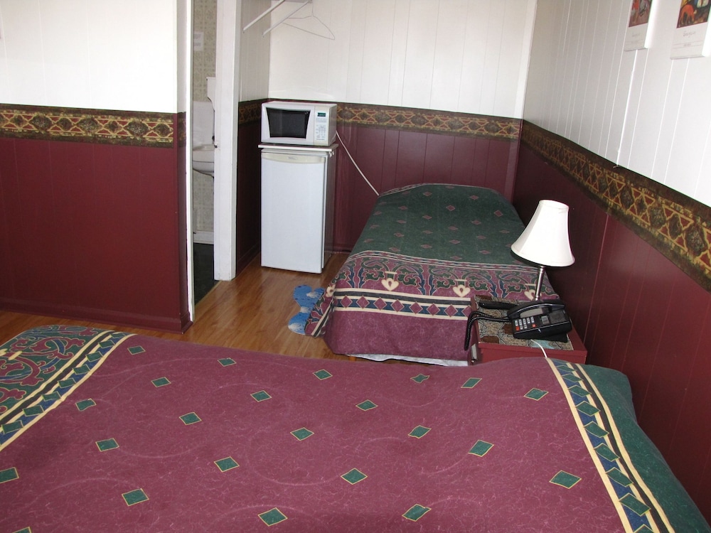 Basic Double or Twin Room photo 3