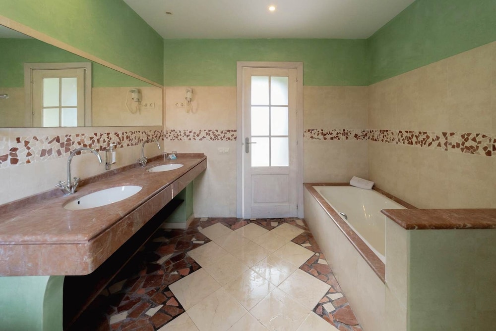 Comfort Double or Twin Room, 1 Bedroom, Accessible photo 2
