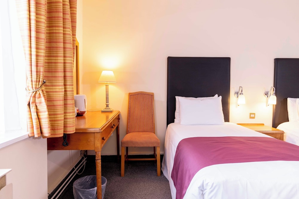 Twin Room - Photo 13