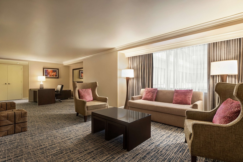 Presidential Suite photo 3