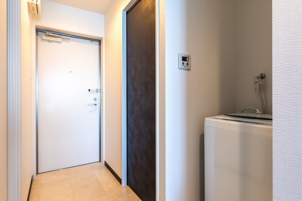 Economy Twin Room - Photo 6