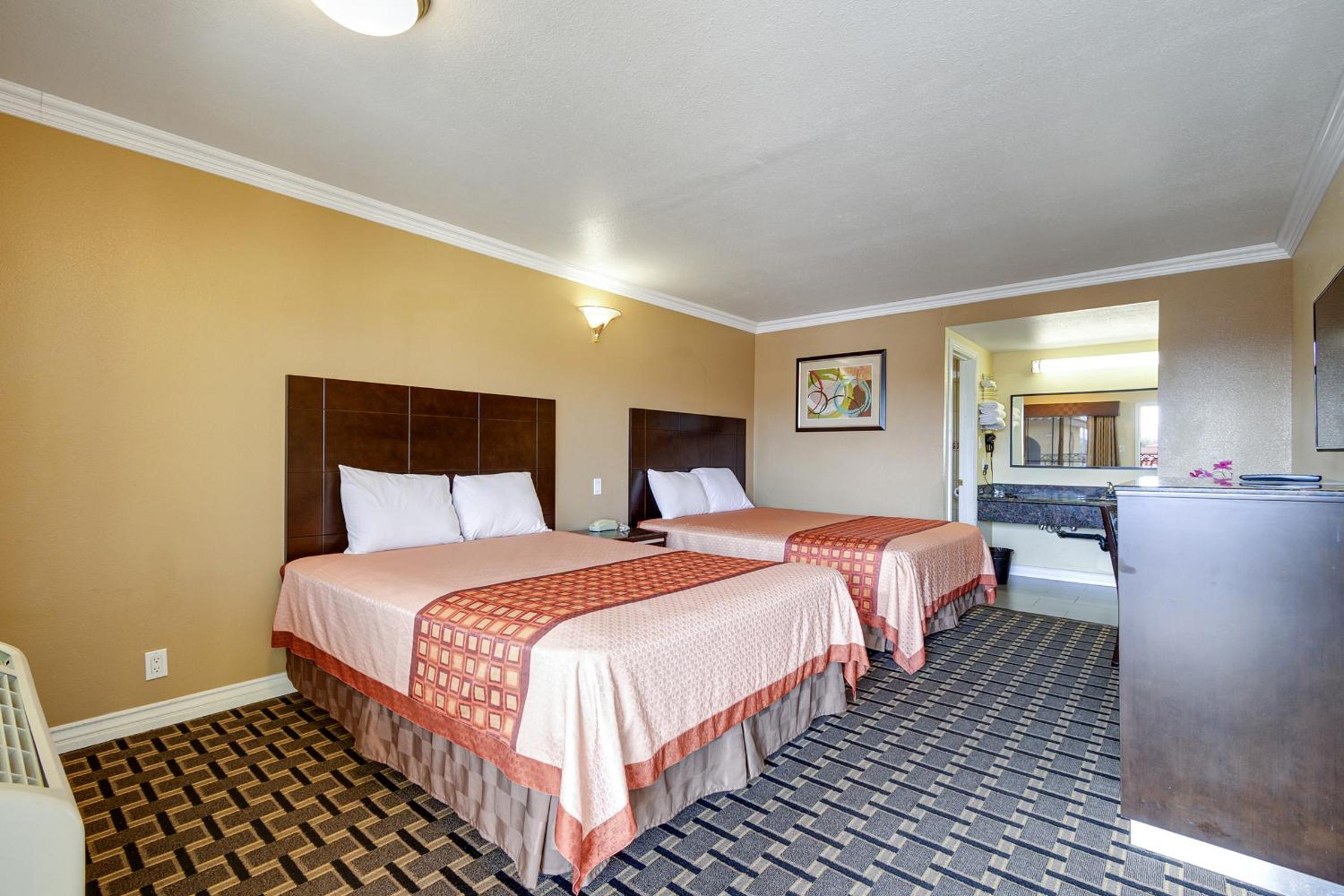Superior Deluxe Double or Twin Room