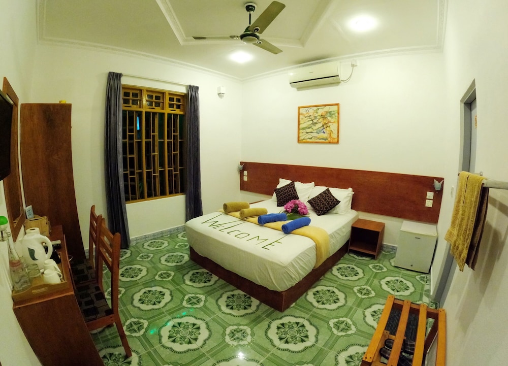 Deluxe Double Room, Garden View