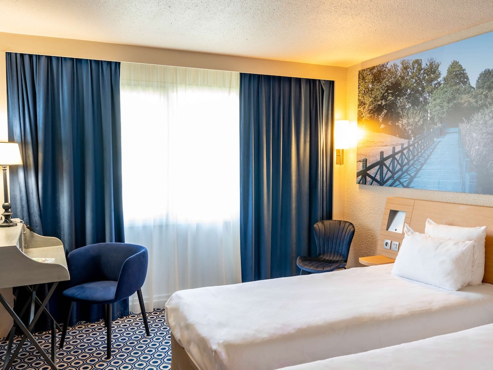 Classic Room, 1 Queen Bed photo 2