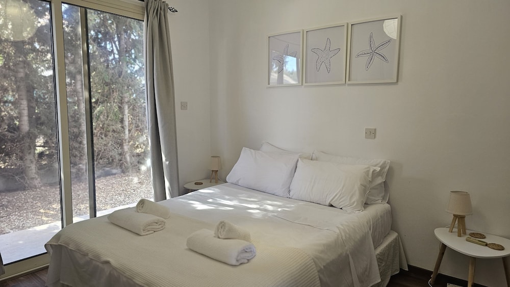 Villa photo 3
