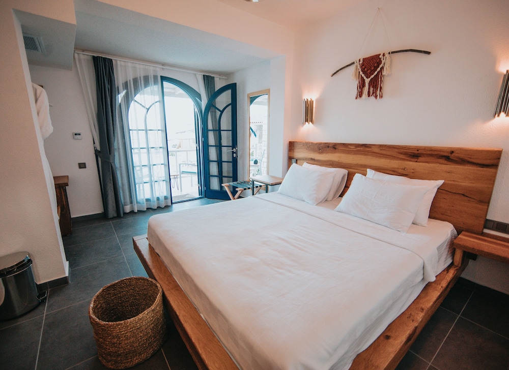 Deluxe Double Room (Kropi)
