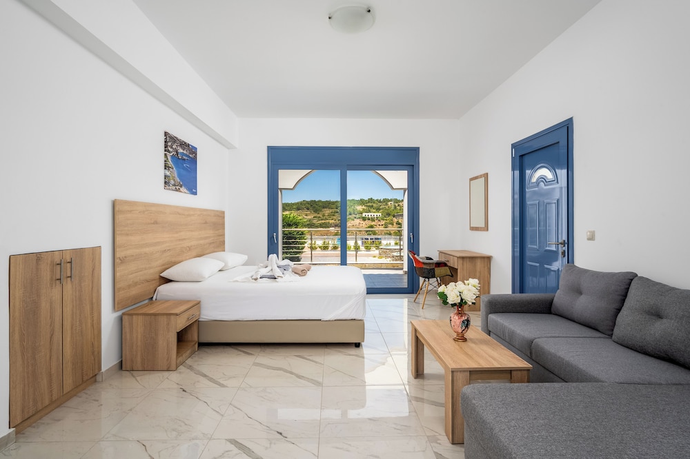 Superior Suite, 5 Bedrooms, Private Pool, Mountain View
