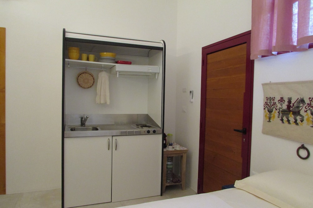 Superior Double Room, Kitchenette photo 2
