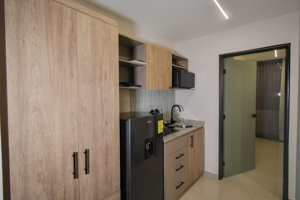 Satelite Suite - Photo 10