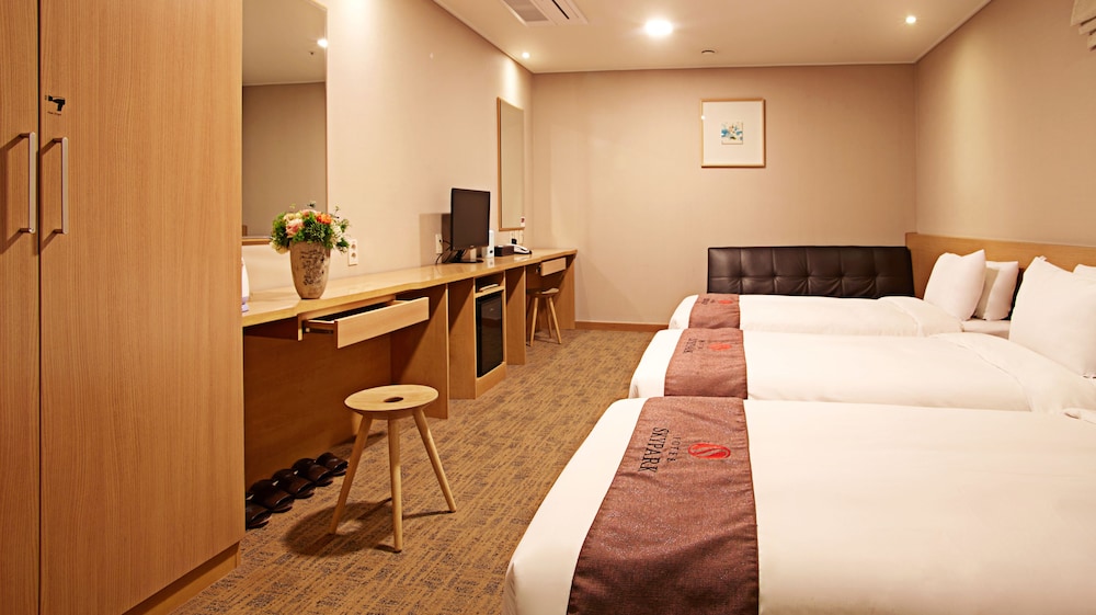 Triple Room - Photo 1