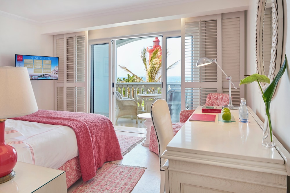 Classic Sea Facing Room (King/Twin) - Photo 1