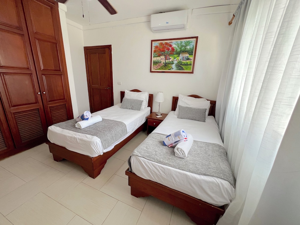 Comfort Suite, Garden View