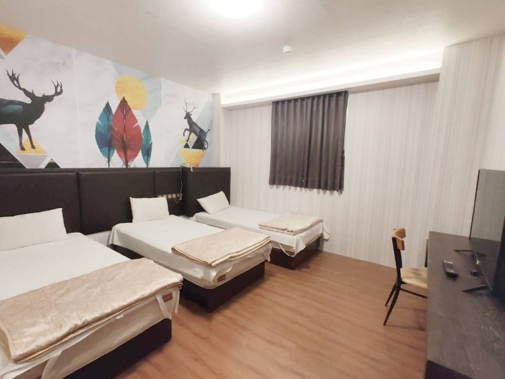 Standard Triple Room - Photo 2